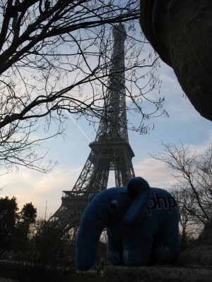 ElePHPant playing near the Eiffel Tower ElePHPant playing near the Eiffel Tower